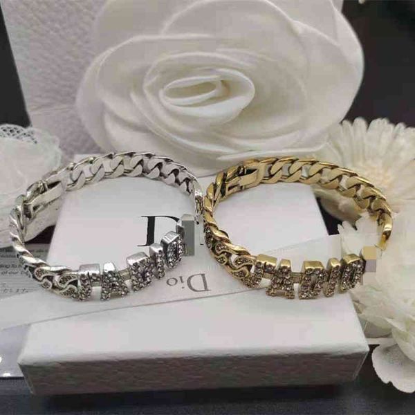 factory specials aa new letter inlaid diamond bracelet elegant fashion temperament bracelet female, Black
factory specials aa new letter inlaid diamond bracelet elegant fashion temperament bracelet female, Black