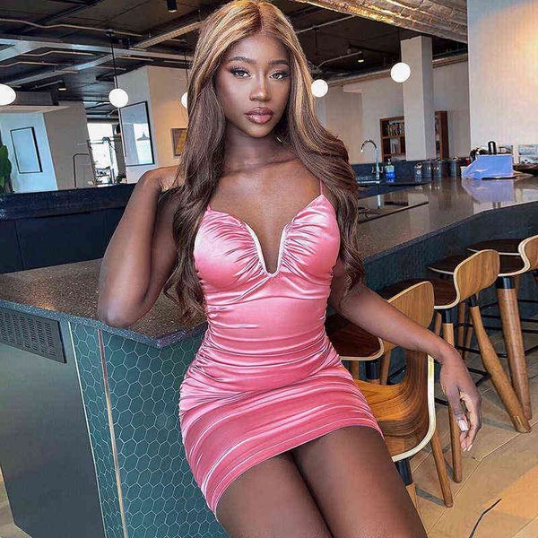 woman casual dresses 2022 autumn winter pop deep v sling backls pleated dr's wear, Black;gray
woman casual dresses 2022 autumn winter pop deep v sling backls pleated dr's wear, Black;gray