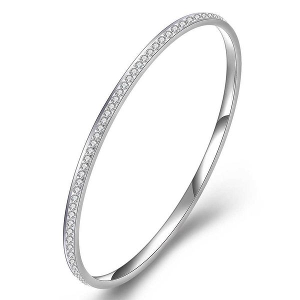 wholesale stainless steel bangles women jewelry with good clear cz crystal q0719, Black
wholesale stainless steel bangles women jewelry with good clear cz crystal q0719, Black
