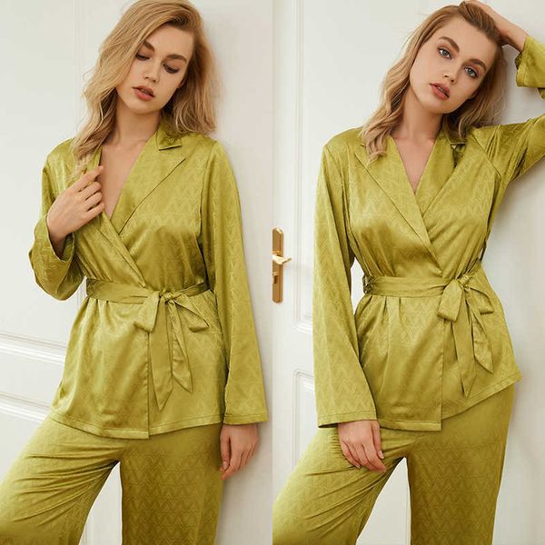 2021 yaoting new ice silk pajamas women's long sleeve outer trousers two piece suit tz2051 nightdress womens underwear, Black;red
2021 yaoting new ice silk pajamas women's long sleeve outer trousers two piece suit tz2051 nightdress womens underwear, Black;red