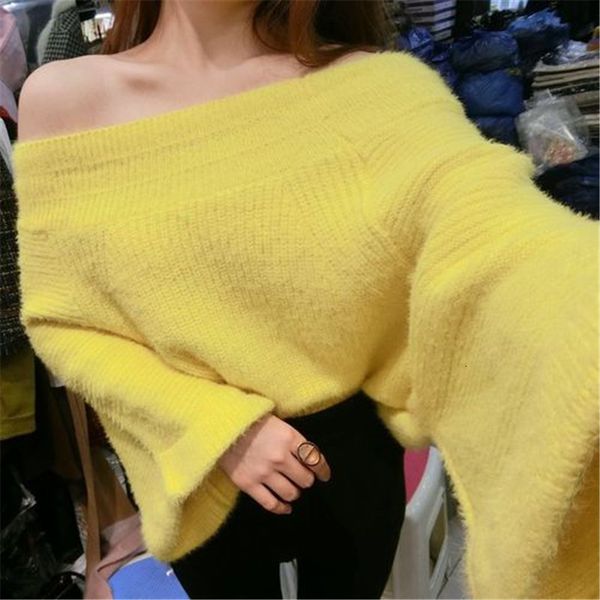 fashion autumn white and black loose slash neck simple women flare sleeve pullover off-the-shoulder mink cashmere female sweater, White;black
fashion autumn white and black loose slash neck simple women flare sleeve pullover off-the-shoulder mink cashmere female sweater, White;black