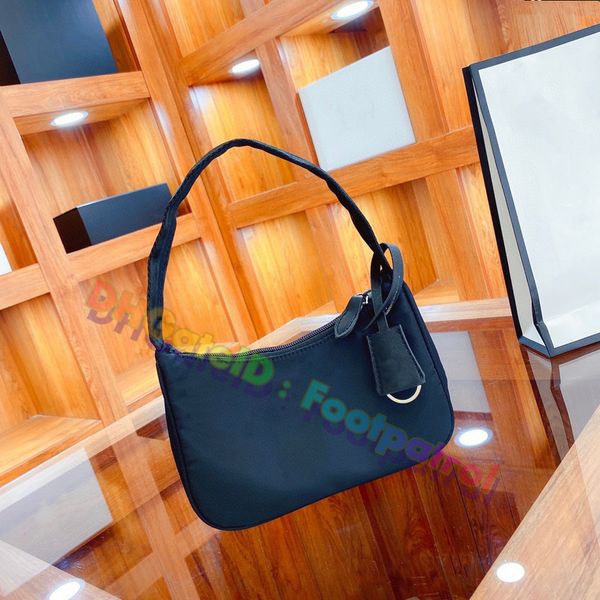 2021 summer women underarm canvas bags clutch purse lady must-have totes handbags luxurys designers bag fashion armpit handbag multicolor wa
2021 summer women underarm canvas bags clutch purse lady must-have totes handbags luxurys designers bag fashion armpit handbag multicolor wa