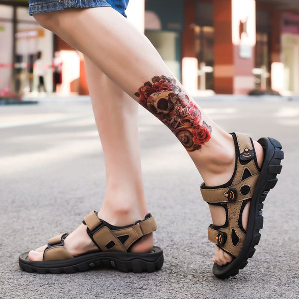 big size 39-44 authentic casual men women sandals outdoor luxurys designers hook & loop flat original platform beach slippers summer fashion, Black
big size 39-44 authentic casual men women sandals outdoor luxurys designers hook & loop flat original platform beach slippers summer fashion, Black