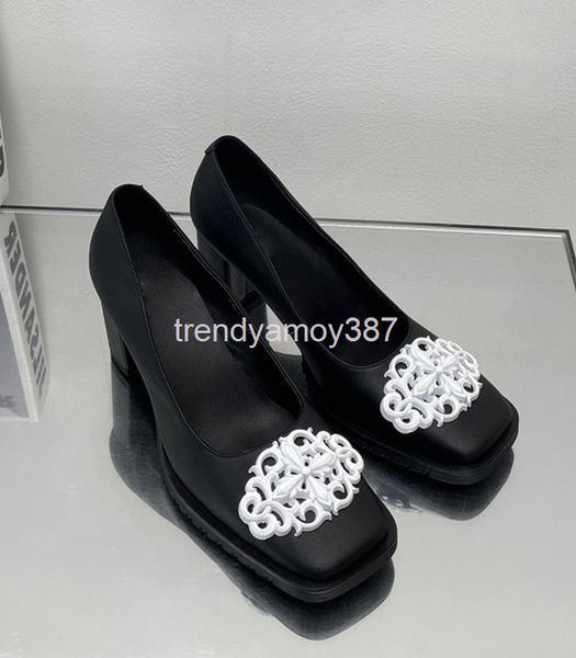 dress shoes minority design early spring cowhide thick heel square head shallow mouth cross flower fashion single shoes women's high-he, Black
dress shoes minority design early spring cowhide thick heel square head shallow mouth cross flower fashion single shoes women's high-he, Black