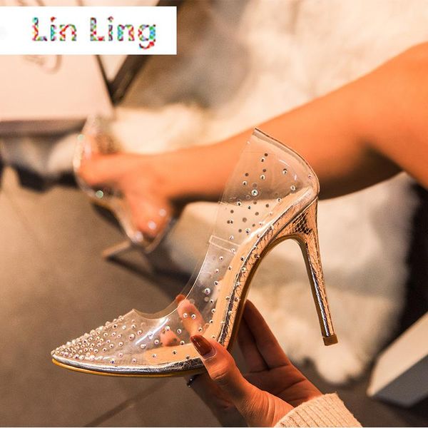 2021european and american spot drill women's shoes 35-42 size boots, Black
2021european and american spot drill women's shoes 35-42 size boots, Black