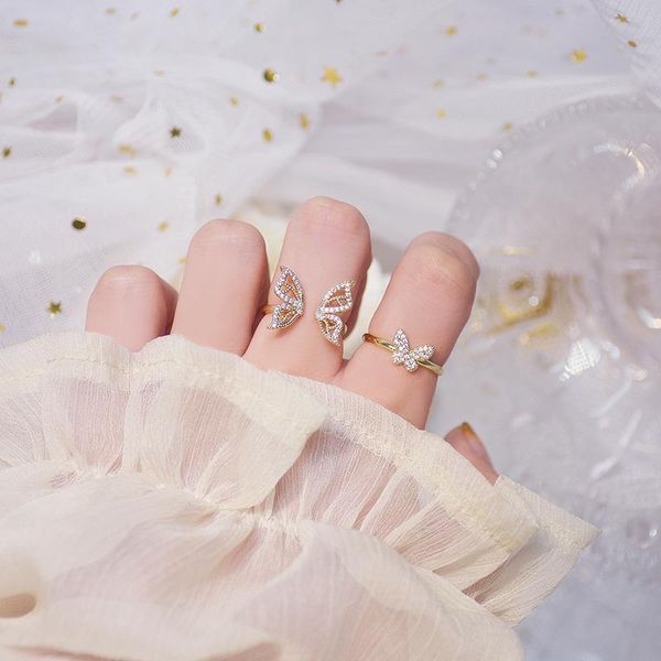 cluster rings gilding butterfly for women friends shining zircon paved elegant ring korean style adjustable open jewelry gift accessoris, Golden;silver
cluster rings gilding butterfly for women friends shining zircon paved elegant ring korean style adjustable open jewelry gift accessoris, Golden;silver