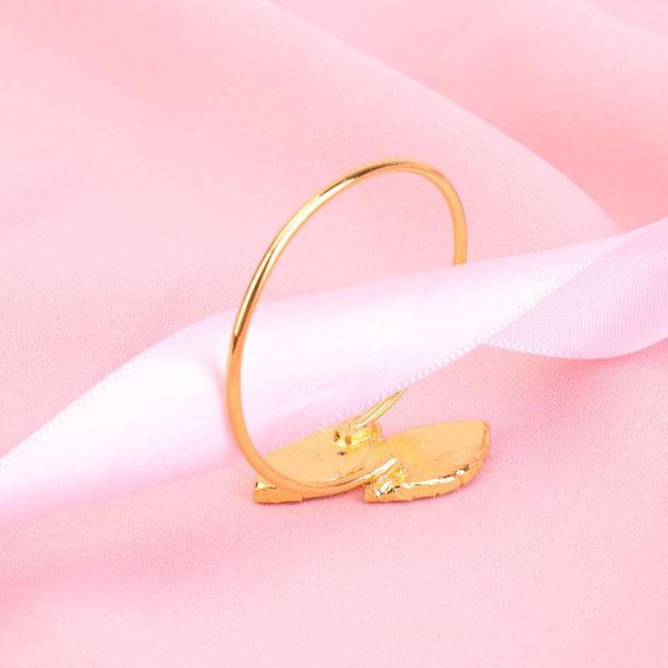 8pcs golden napkin rings sparkling rhinestone buckles metal holders dinning table setting decoration for party tab
8pcs golden napkin rings sparkling rhinestone buckles metal holders dinning table setting decoration for party tab
