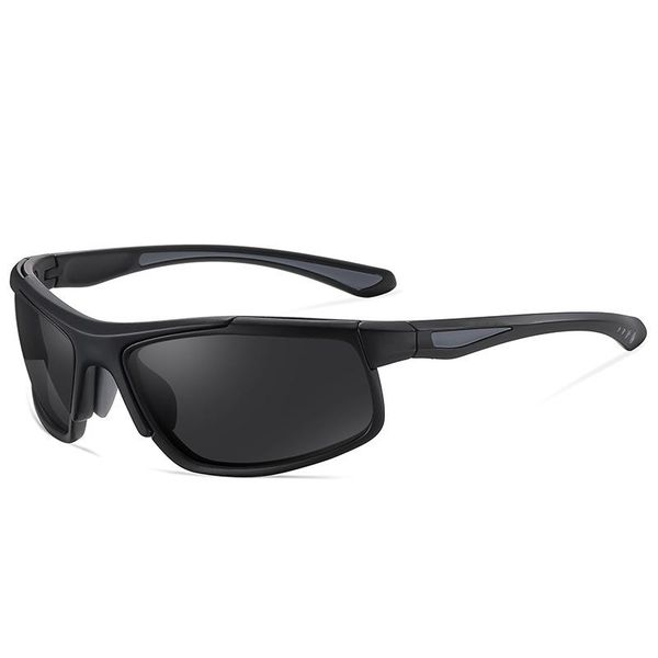 sunglasses sports men and women polarized glasses color changing night vision riding windproof, White;black
sunglasses sports men and women polarized glasses color changing night vision riding windproof, White;black