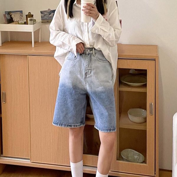 gradient design jeans shorts for women 2021 fashion trends summer clothing high waisted denim boyfriend style streetwear women's, Blue
gradient design jeans shorts for women 2021 fashion trends summer clothing high waisted denim boyfriend style streetwear women's, Blue