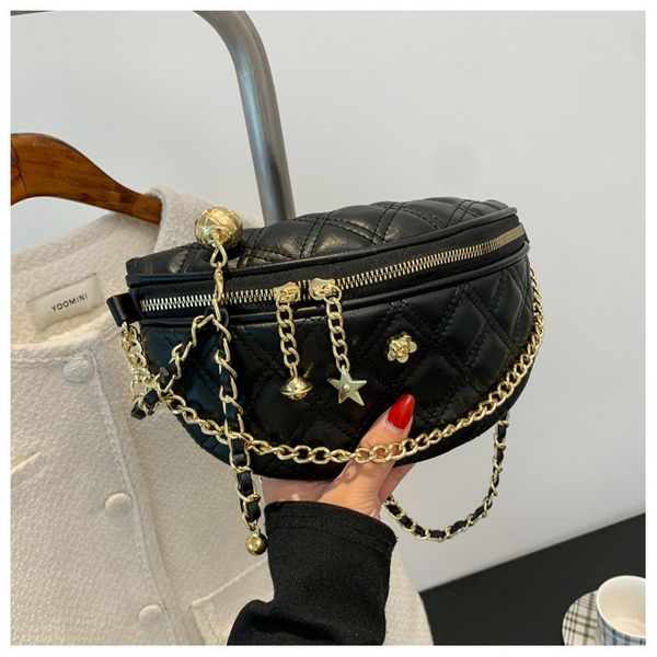 popular 2021 new women's fashion embroidered thread chain chest texture net red single shoulder diagonal bag
popular 2021 new women's fashion embroidered thread chain chest texture net red single shoulder diagonal bag