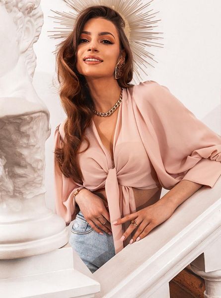 fashion women´s solid color lantern sleeve deep v-neck retro short crop blouse shirts women's blouses &, White
fashion women´s solid color lantern sleeve deep v-neck retro short crop blouse shirts women's blouses &, White