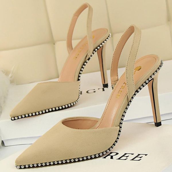 sandals bigtree shoes hollow back strap women suede rivet woman pumps summer ladies fashion heeled 2021, Black
sandals bigtree shoes hollow back strap women suede rivet woman pumps summer ladies fashion heeled 2021, Black