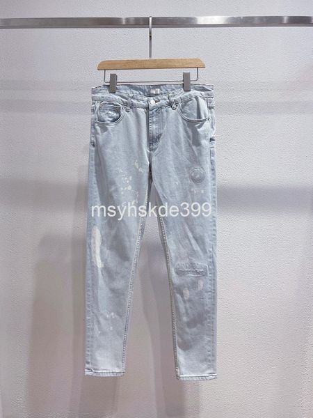 men's jeans autumn and winter men's light blue small straight jeans fashion wechat taobao
men's jeans autumn and winter men's light blue small straight jeans fashion wechat taobao
