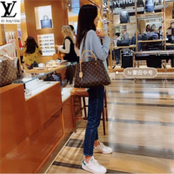 women brand totes designer iconic luxury shoulder 8k55 bag m41056 handbags montaigne bags bb handles handbag bags medium montaigne cross, Red;black
women brand totes designer iconic luxury shoulder 8k55 bag m41056 handbags montaigne bags bb handles handbag bags medium montaigne cross, Red;black