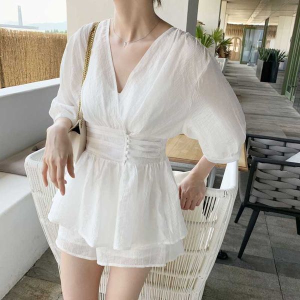 women white long shirts shorts suit set 3 piece lantern sleeve belt blouse + mini pant suits summer fashion ol clothing 210601
women white long shirts shorts suit set 3 piece lantern sleeve belt blouse + mini pant suits summer fashion ol clothing 210601