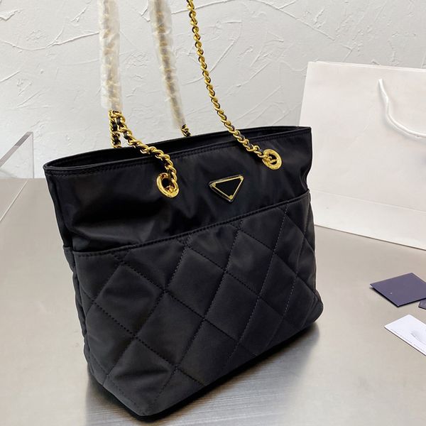luxury designer women hobo shoulder bag fashion nylon handbag black golden chain double shoulders straps shopping business bags
luxury designer women hobo shoulder bag fashion nylon handbag black golden chain double shoulders straps shopping business bags