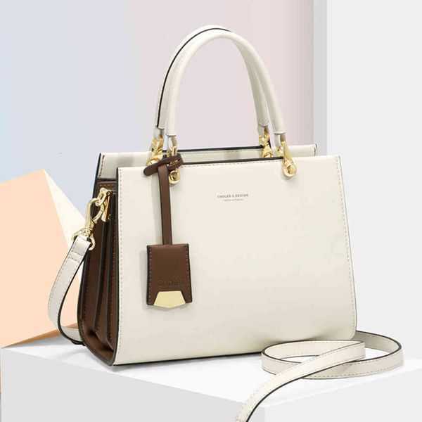 2021 new bag women's cowhide shoulder high-capacity hand ol style versatile messenger
2021 new bag women's cowhide shoulder high-capacity hand ol style versatile messenger