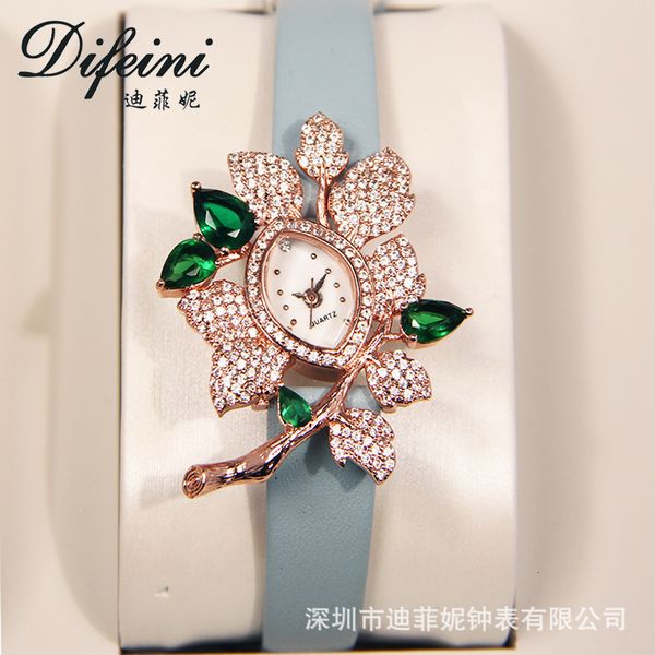 jewelry fashion women's watch inlaid with diamond high grade exquisite leaf belt waterproof quartz electronic, Slivery;brown
jewelry fashion women's watch inlaid with diamond high grade exquisite leaf belt waterproof quartz electronic, Slivery;brown