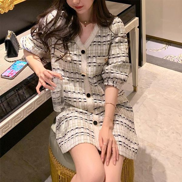 casual dresses in the early spring of 2021, design sense french fairies is sweet, but little girl thin and dress, Black;gray
casual dresses in the early spring of 2021, design sense french fairies is sweet, but little girl thin and dress, Black;gray