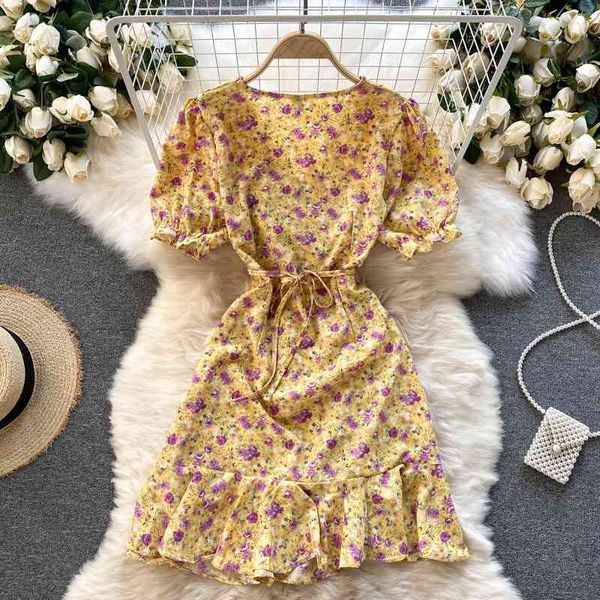 casual dresses summer drawstring folds ruffles mini dress vintage temperament v-neck scheming slim short floral dress women vestid, Black;gray
casual dresses summer drawstring folds ruffles mini dress vintage temperament v-neck scheming slim short floral dress women vestid, Black;gray
