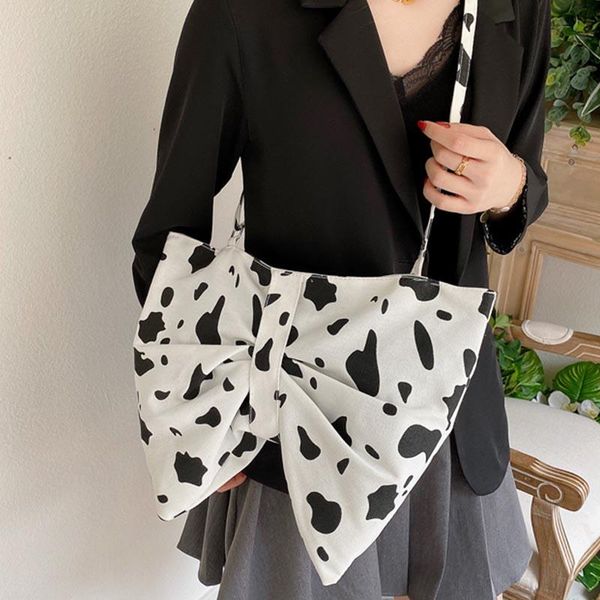 cross body fashion crossbody bag woman personality bow-knot female bags high capacity shoulder brand designer women's phone pack purse
cross body fashion crossbody bag woman personality bow-knot female bags high capacity shoulder brand designer women's phone pack purse
