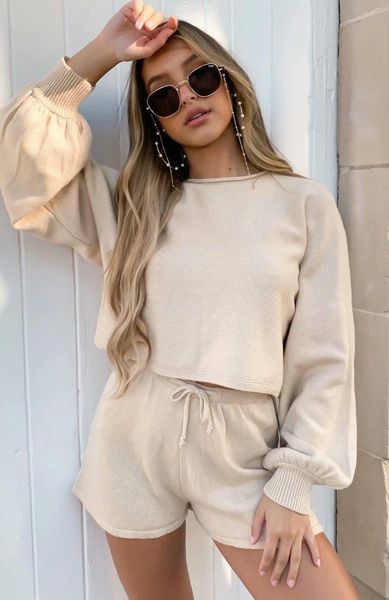 women's tracksuits 2 pieces set women knitted tracksuit long sleeve cropped sweater + jogging shorts pullover outwear, Gray
women's tracksuits 2 pieces set women knitted tracksuit long sleeve cropped sweater + jogging shorts pullover outwear, Gray