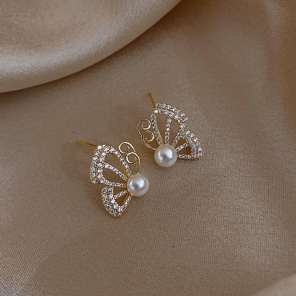 stud fashion full diamonds pearl half butterfly earrings wedding female, Golden;silver
stud fashion full diamonds pearl half butterfly earrings wedding female, Golden;silver