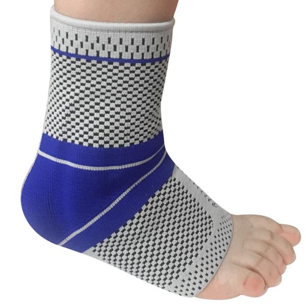 ankle support 1pc fitness shockproof with silicone pads sports recovery pressurized high stretch warm sprain protection, Blue;black
ankle support 1pc fitness shockproof with silicone pads sports recovery pressurized high stretch warm sprain protection, Blue;black