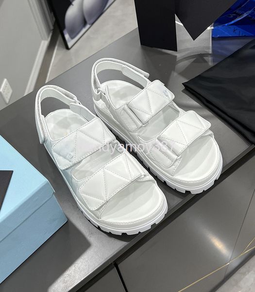 sandals p family lingge beach sandals spring and summer thick soled sticky casual roman women's shoes, Black
sandals p family lingge beach sandals spring and summer thick soled sticky casual roman women's shoes, Black