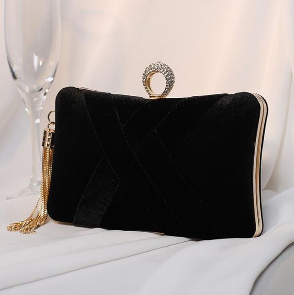 factory wholesale women leather dinner bags retro ladies temperament tassel clutch bag solid color diamond handbag elegant atmosphere black
factory wholesale women leather dinner bags retro ladies temperament tassel clutch bag solid color diamond handbag elegant atmosphere black