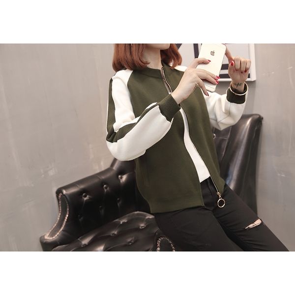 chrome/heartsand winter 2021 new knitted croxin printed autumn round neck zipper cardigan casual women's wear, White;black
chrome/heartsand winter 2021 new knitted croxin printed autumn round neck zipper cardigan casual women's wear, White;black