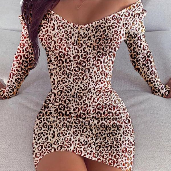 casual dresses leopard long sleeve mini women dress 2021 summer autumn off the shoulder bodycon sheath party club, Black;gray
casual dresses leopard long sleeve mini women dress 2021 summer autumn off the shoulder bodycon sheath party club, Black;gray