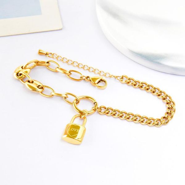 charm bracelets hip hop jewelry pig nose thick bracelet trend asymmetric letter love lock pendant stainless steel luxury, Golden;silver
charm bracelets hip hop jewelry pig nose thick bracelet trend asymmetric letter love lock pendant stainless steel luxury, Golden;silver