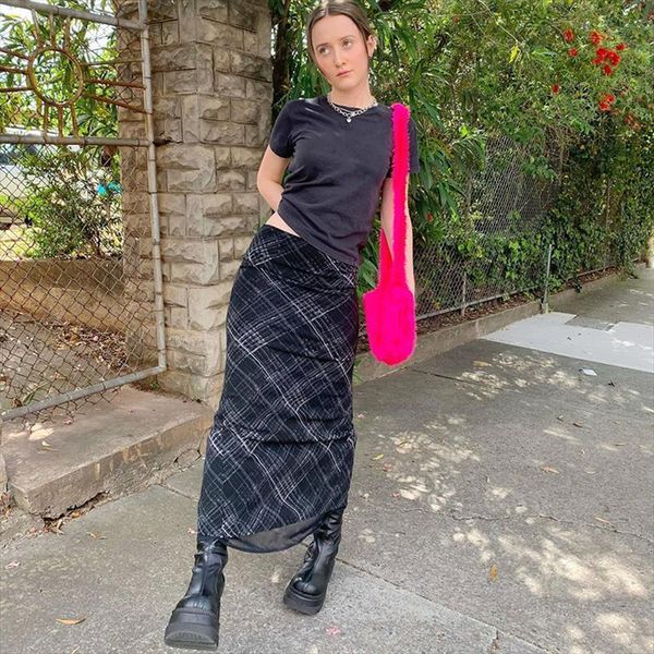 plaid print black goth womens skirts high waist vintage summer beach straight long y2k hippie mesh gothic cloth
plaid print black goth womens skirts high waist vintage summer beach straight long y2k hippie mesh gothic cloth
