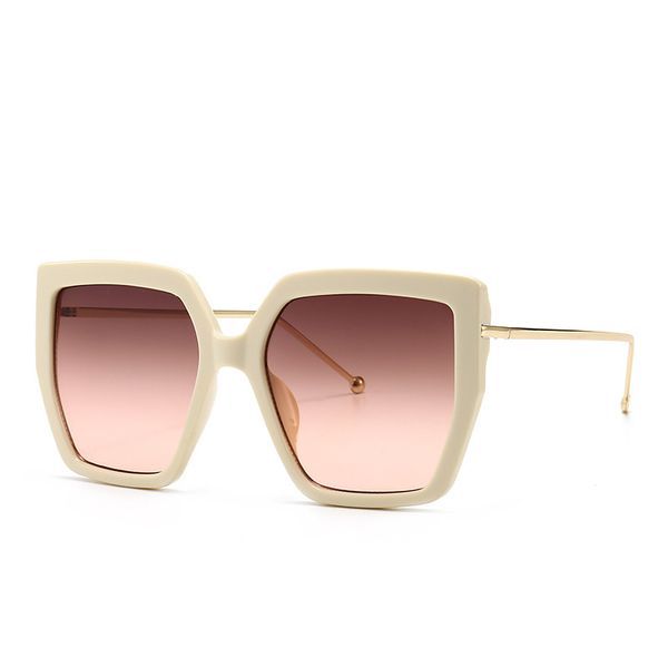 2021 gm europe the united states men and women fashion uv400 retro modern metal frame sunglasses, White;black
2021 gm europe the united states men and women fashion uv400 retro modern metal frame sunglasses, White;black
