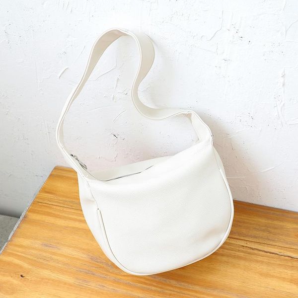 evening bags minimalist fashion ladies bag large capacity handbag simple wide shoulder strap soft leather
evening bags minimalist fashion ladies bag large capacity handbag simple wide shoulder strap soft leather