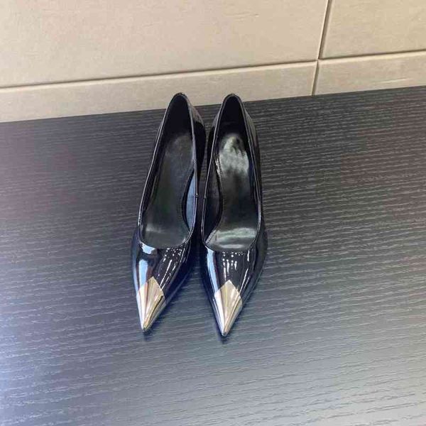 nib shoes are black patent leather lattice-windows dating metal head genuine sole fashion wedding banquet sheet is
nib shoes are black patent leather lattice-windows dating metal head genuine sole fashion wedding banquet sheet is