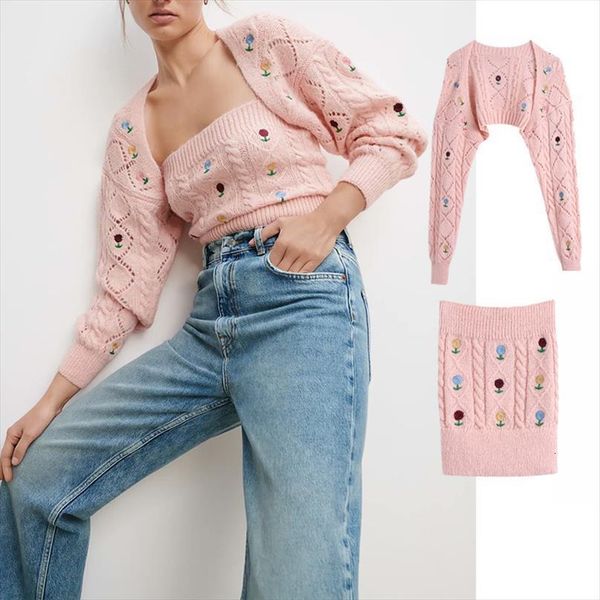 za autumn women 2pcs womens sweaters flower embroidery knitting skirt suit short solid color cardigans suits sweater, White;black
za autumn women 2pcs womens sweaters flower embroidery knitting skirt suit short solid color cardigans suits sweater, White;black