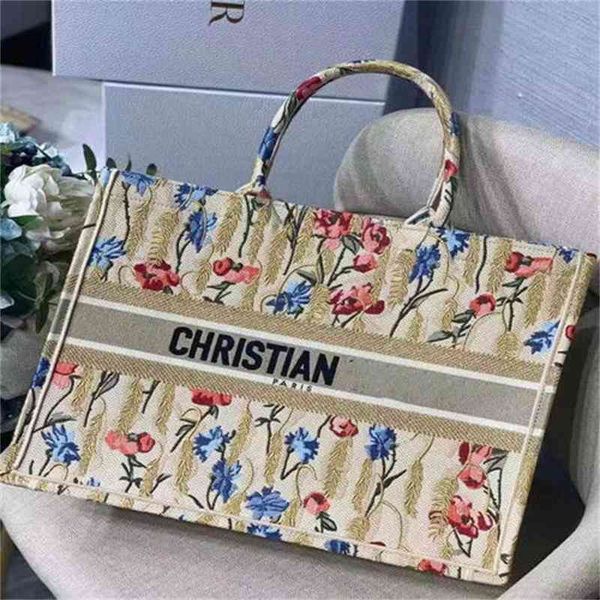 2021 versatile new shopping printing embroidery book tot fusang flower open canvas bag women's tote crossbody bag ysj
2021 versatile new shopping printing embroidery book tot fusang flower open canvas bag women's tote crossbody bag ysj