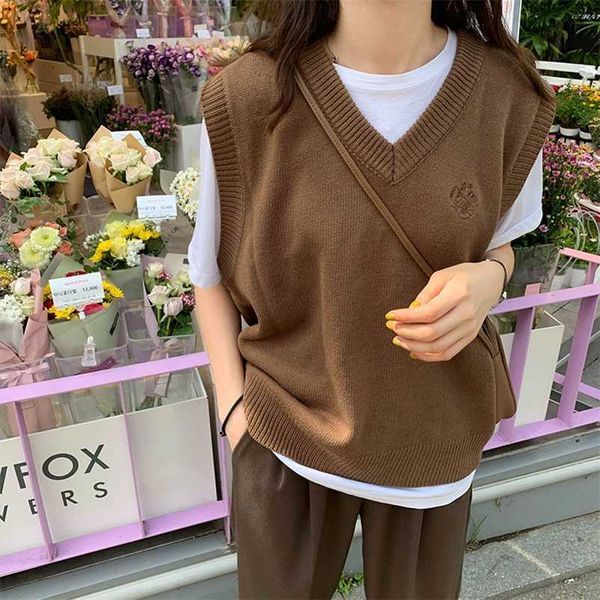 8 colors japanese preppy style embroidery sleeveless v neck loose vest sweaters womens knitted (x1135) 211023, White;black
8 colors japanese preppy style embroidery sleeveless v neck loose vest sweaters womens knitted (x1135) 211023, White;black