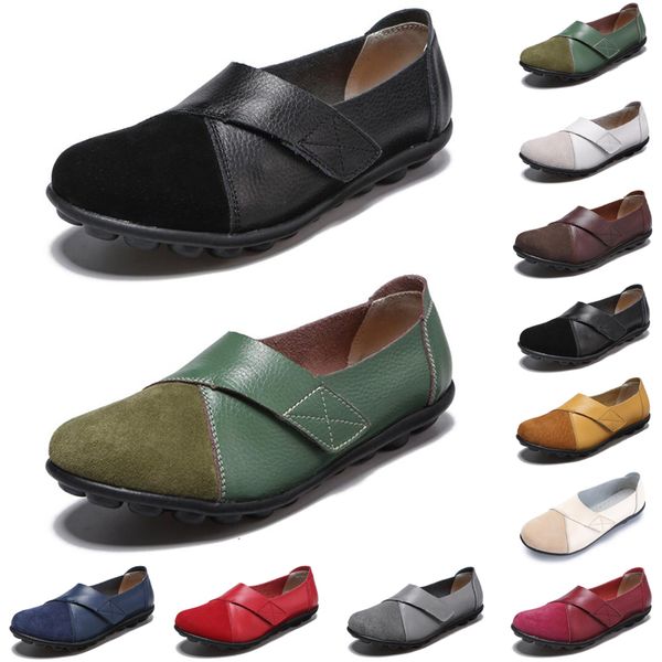 discount luxury men women casual shoes black white blue loafers suede leather stitching mens trainers sneakers size 35-44, White;red
discount luxury men women casual shoes black white blue loafers suede leather stitching mens trainers sneakers size 35-44, White;red