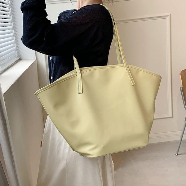 evening bags women's bag large capacity designer zipper shoulder pu leather handbags and purse female retro tote
evening bags women's bag large capacity designer zipper shoulder pu leather handbags and purse female retro tote
