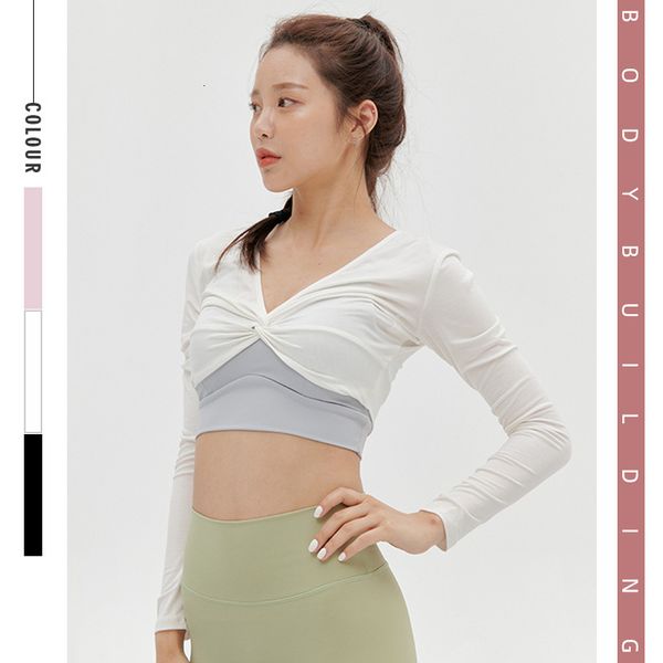 luxury women's tracksuits live network red cross long sleeve yoga fashion dance performance quick drying fitns cloth, Gray
luxury women's tracksuits live network red cross long sleeve yoga fashion dance performance quick drying fitns cloth, Gray