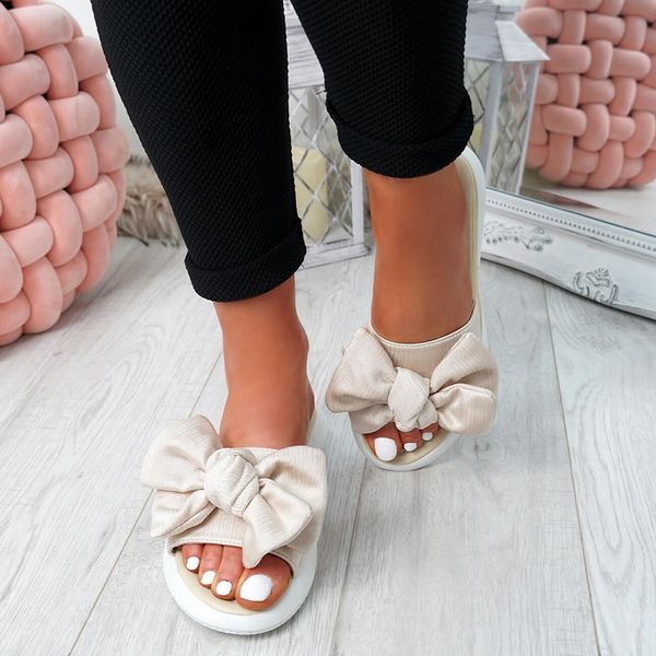 2021 woman sandals for women beach shoes bow slip on gladiator sandals female summer footwear flat female plus size, Black
2021 woman sandals for women beach shoes bow slip on gladiator sandals female summer footwear flat female plus size, Black
