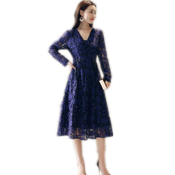 casual dresses arrival women lace elegant mid-calf dress 2021 spring autumn long sleeve v-neck ol fashion hollow out empire dressq137, Black;gray
casual dresses arrival women lace elegant mid-calf dress 2021 spring autumn long sleeve v-neck ol fashion hollow out empire dressq137, Black;gray