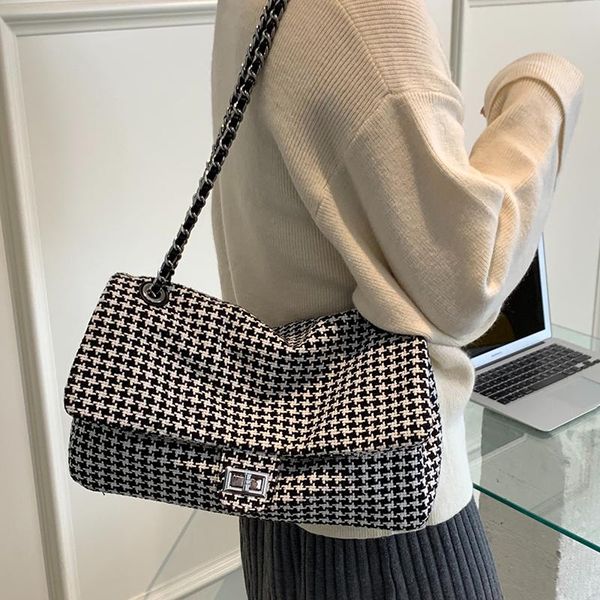 evening bags women wool chain shoulder shopping bag designer ladies tote crossbody casual female handbags messenger
evening bags women wool chain shoulder shopping bag designer ladies tote crossbody casual female handbags messenger
