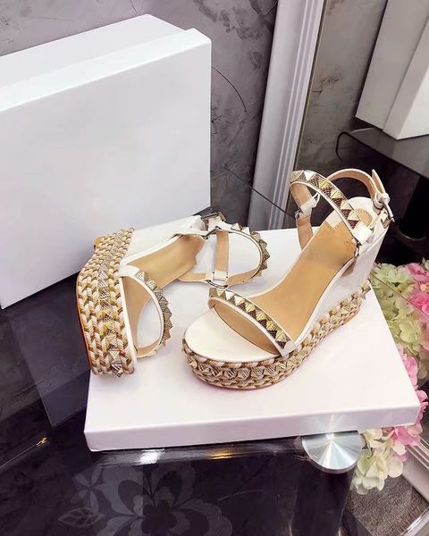 selling fashion design luxury sandals women designer patent leather sandal euro size 34-41 heel 6cm 12com wedge heels, Black
selling fashion design luxury sandals women designer patent leather sandal euro size 34-41 heel 6cm 12com wedge heels, Black