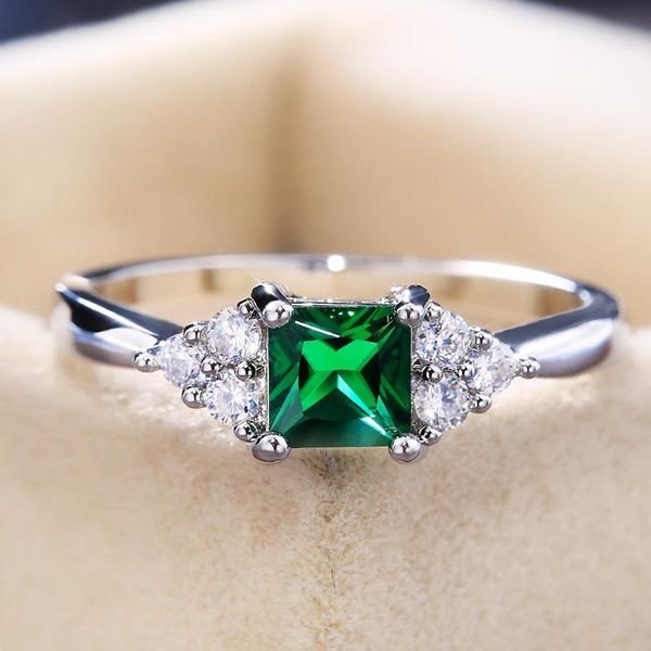 european and american style minimalist ring designed for women with cute little green blue stones thin gift girlfriend wedding rings, Slivery;golden
european and american style minimalist ring designed for women with cute little green blue stones thin gift girlfriend wedding rings, Slivery;golden