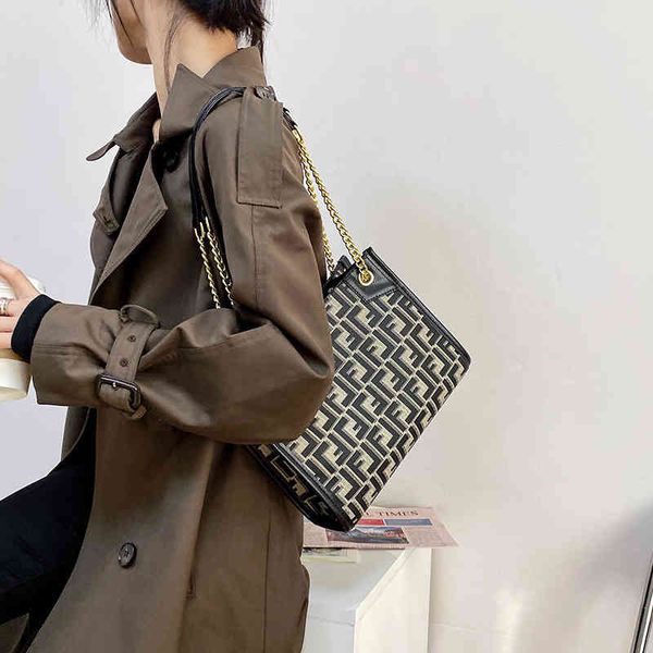 bag female new chain portable bag printed signature sling shoulder messenger backpack