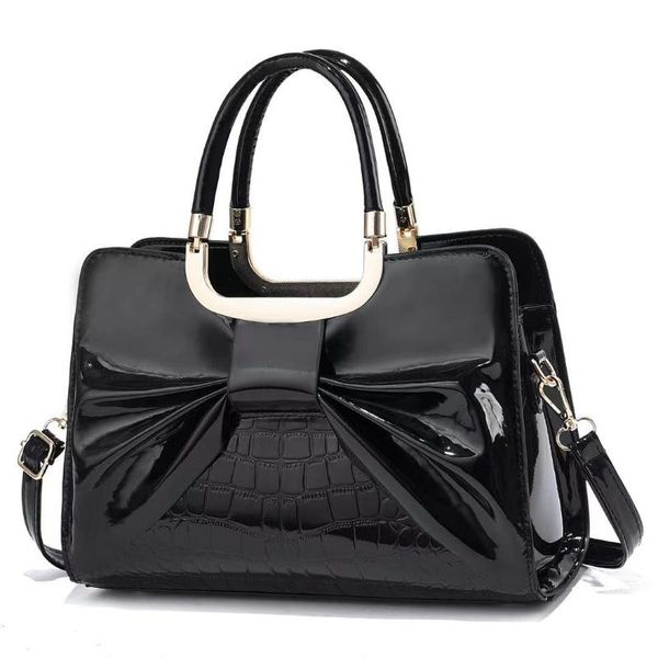evening bags fashion trendy women's bag all seasons all-match pu material explosive style single-shoulder messenger bolsa de mensajero
evening bags fashion trendy women's bag all seasons all-match pu material explosive style single-shoulder messenger bolsa de mensajero